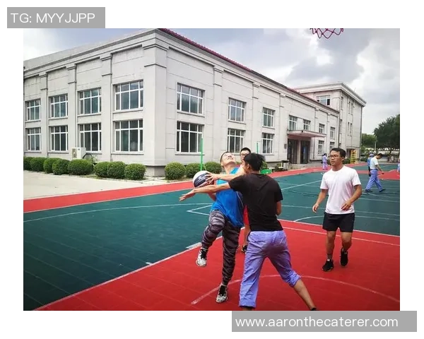 李磊畅谈篮球生涯与成长历程的点滴回顾与感悟 李磊畅谈篮球生涯与成长历程的点滴回顾与感悟