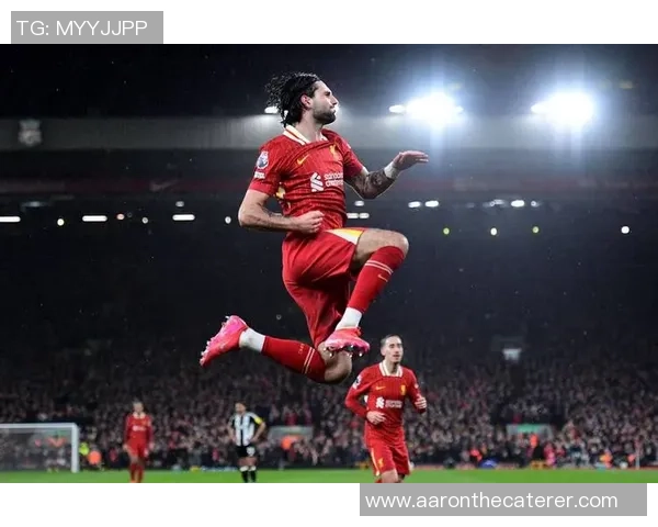 足球明星勇闯极限运动挑战赛展现惊人实力与团队合作精神 足球明星勇闯极限运动挑战赛展现惊人实力与团队合作精神